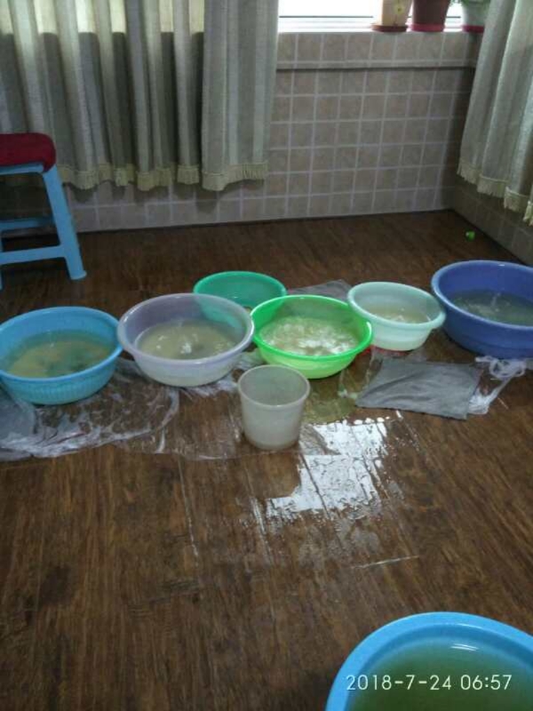 云霄如何判断家里漏水